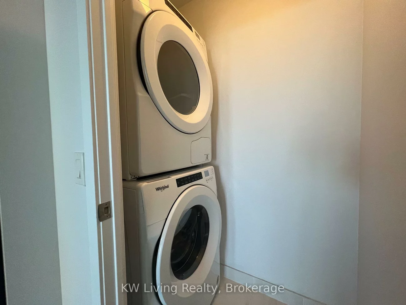 4055, Parkside Village, Creditview, Mississauga