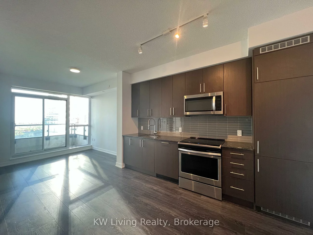 4055, Parkside Village, Creditview, Mississauga