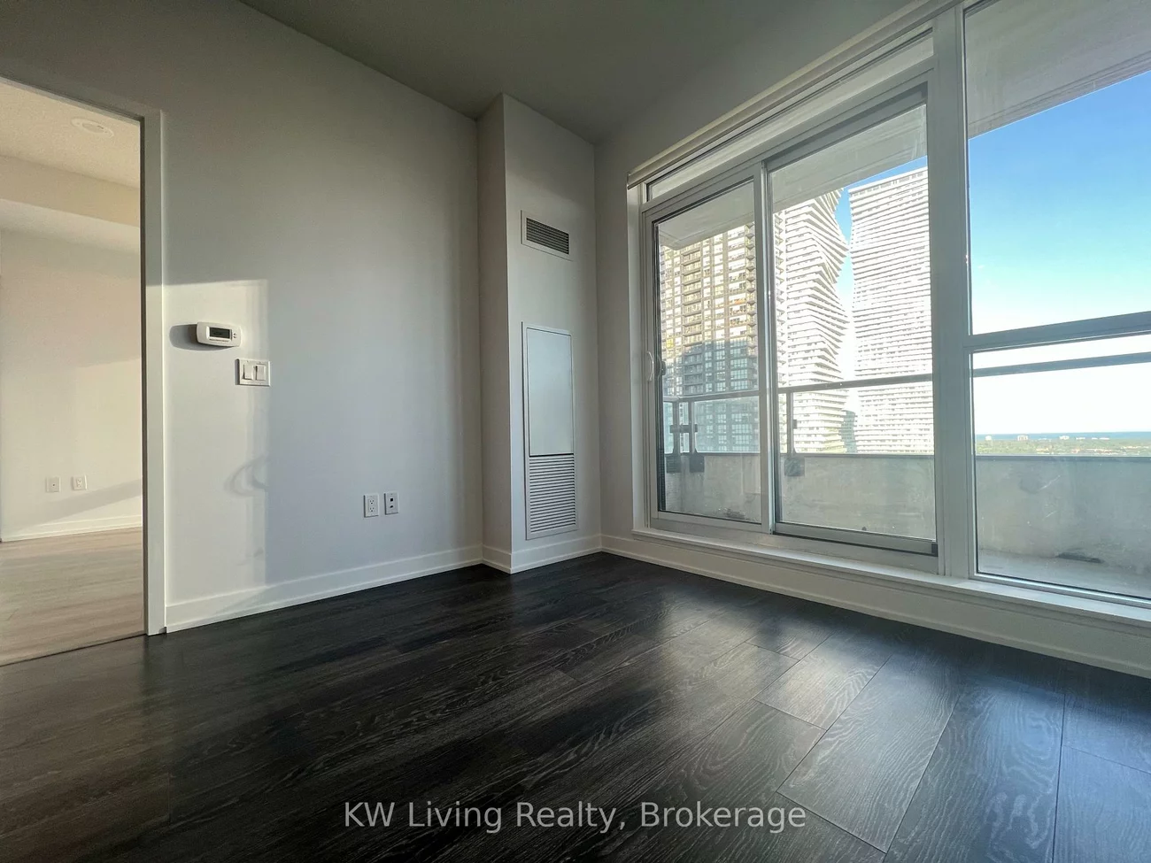 4055, Parkside Village, Creditview, Mississauga