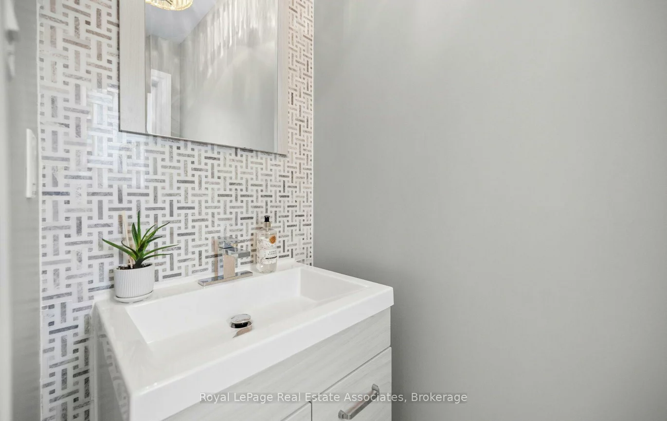 1485, Torrington, East Credit, Mississauga