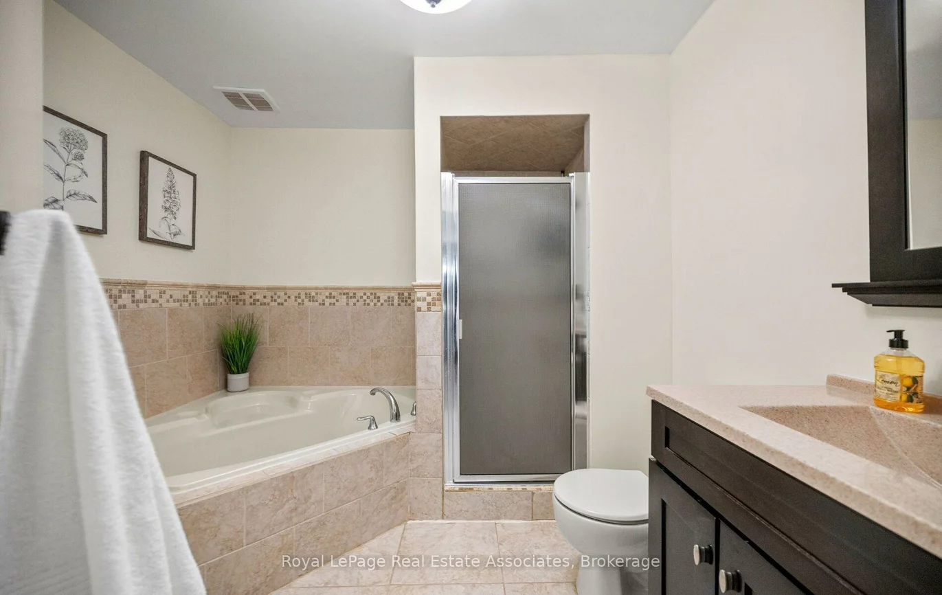 1485, Torrington, East Credit, Mississauga