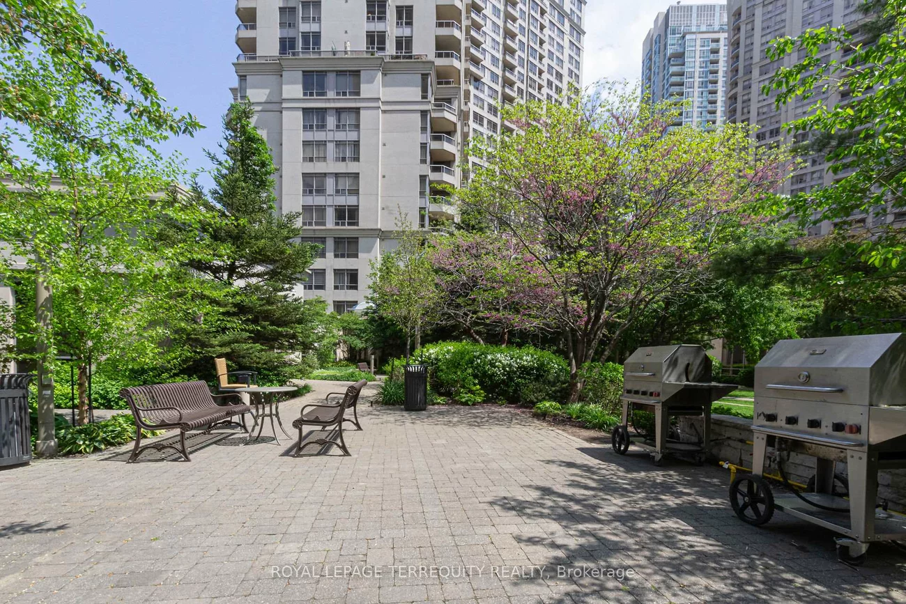 3888, Duke of York, City Centre, Mississauga