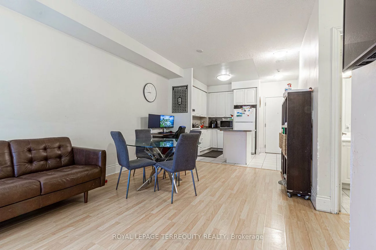 3888, Duke of York, City Centre, Mississauga