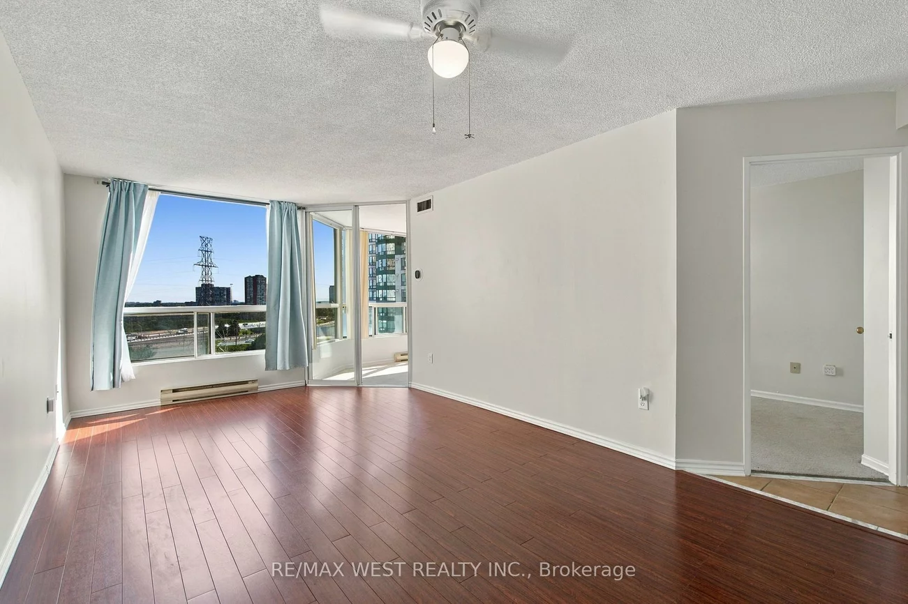 4470, Tucana, Hurontario, Mississauga