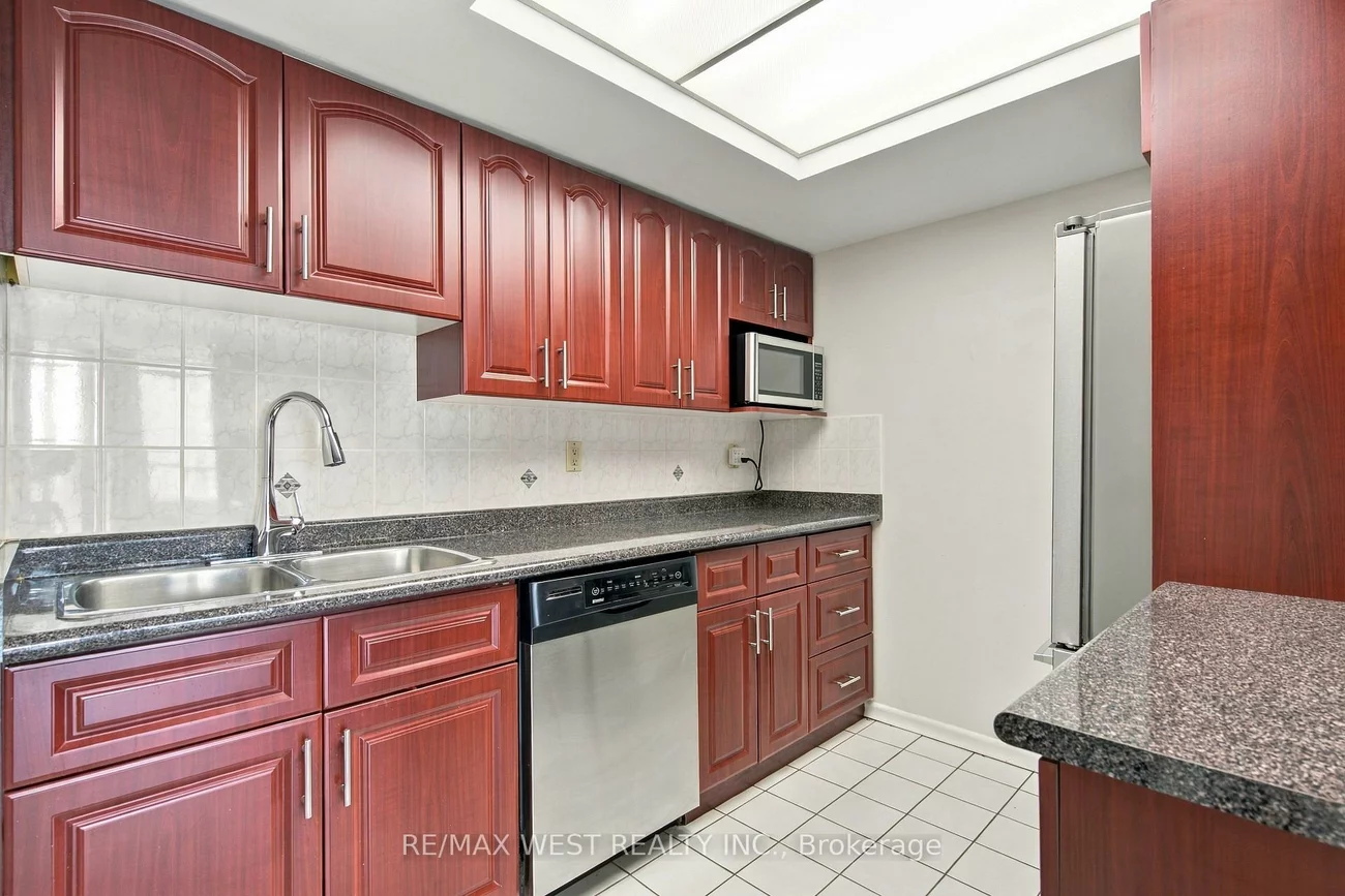4470, Tucana, Hurontario, Mississauga