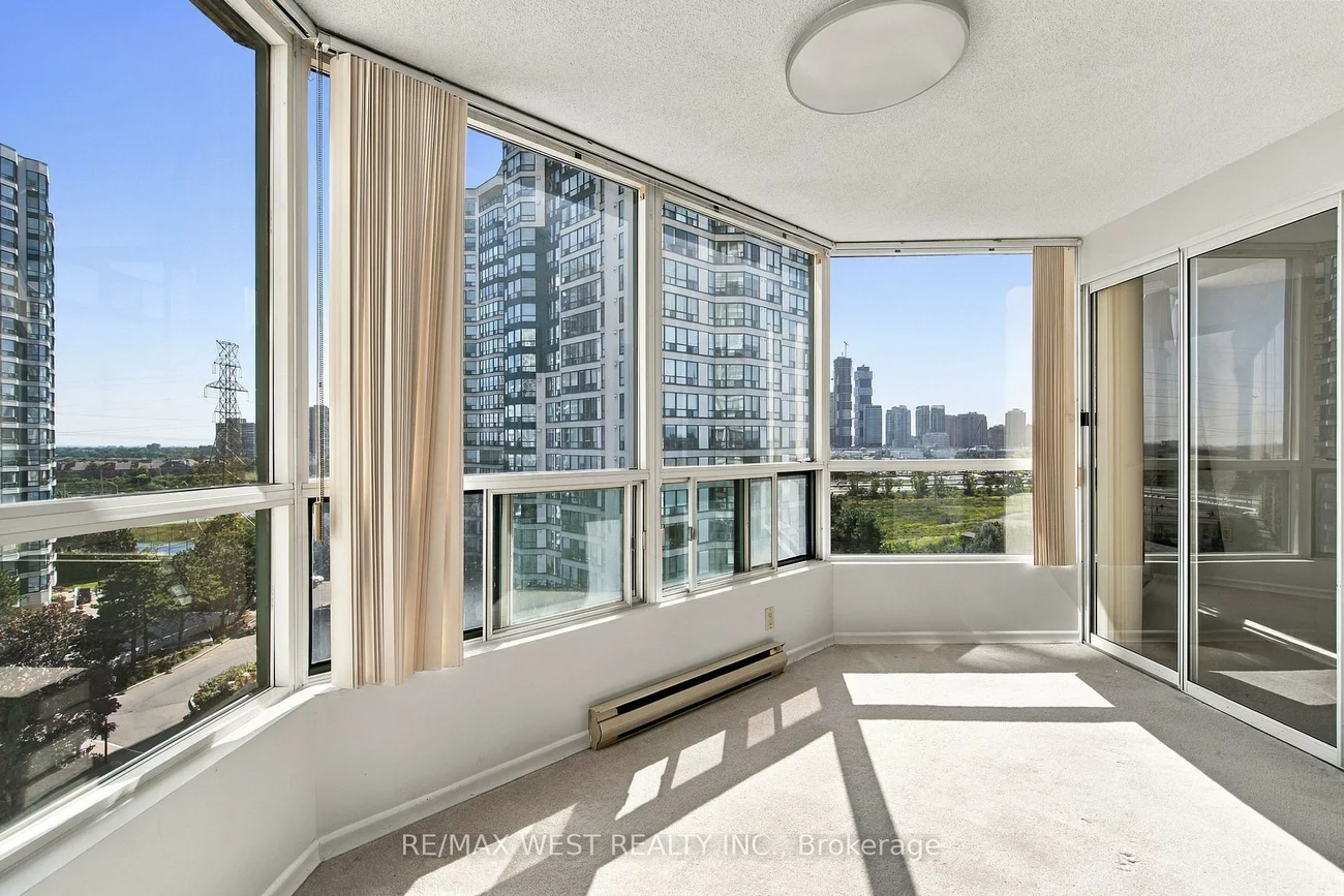4470, Tucana, Hurontario, Mississauga