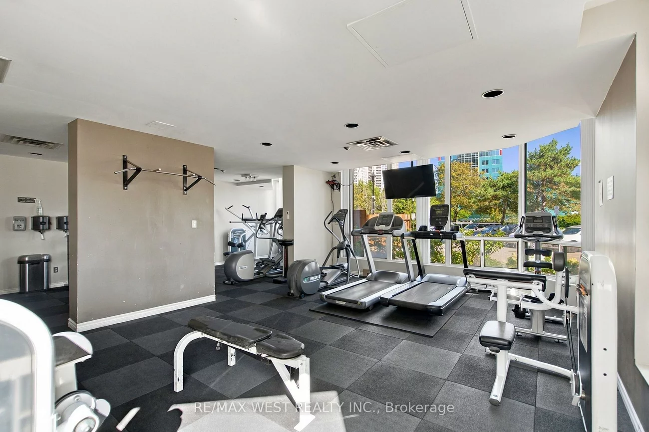 4470, Tucana, Hurontario, Mississauga