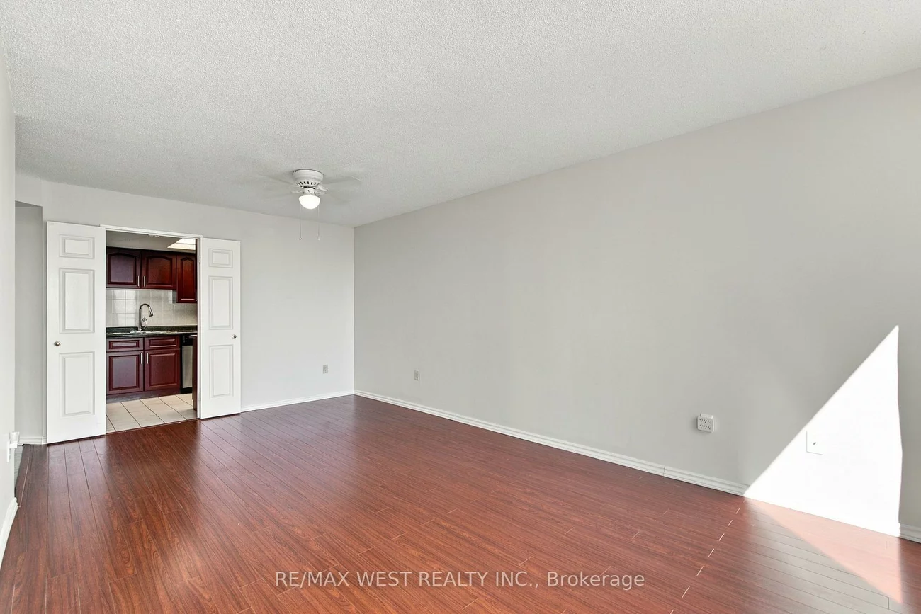 4470, Tucana, Hurontario, Mississauga