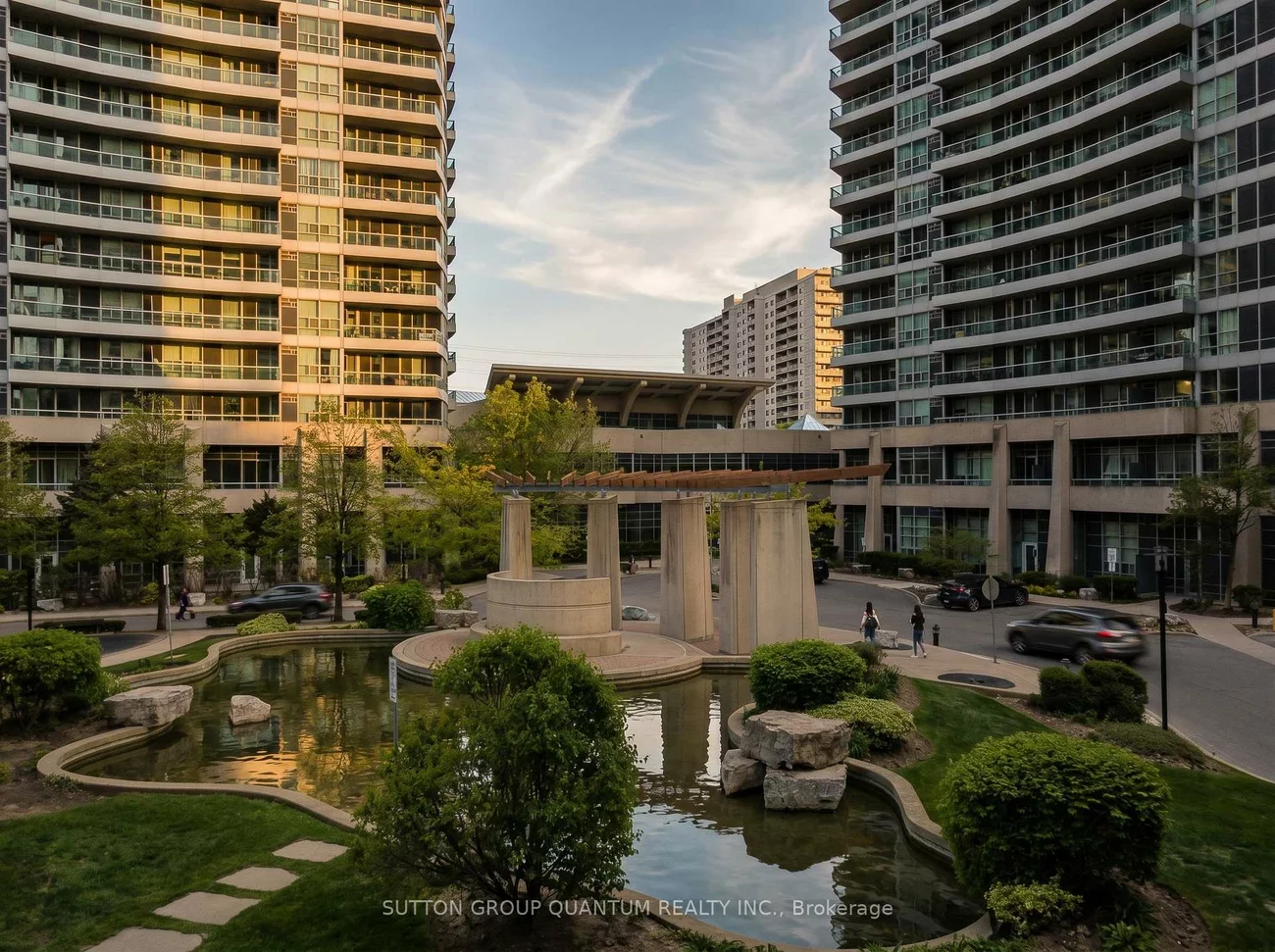 1, Elm, City Centre, Mississauga