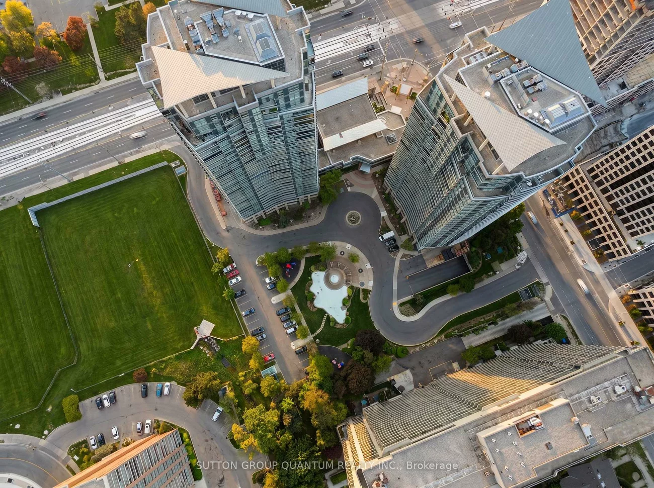 1, Elm, City Centre, Mississauga
