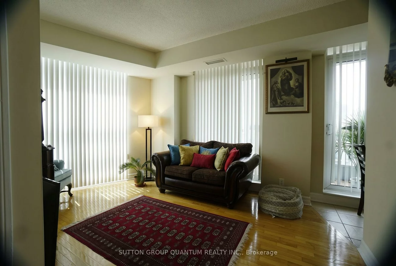1, Elm, City Centre, Mississauga