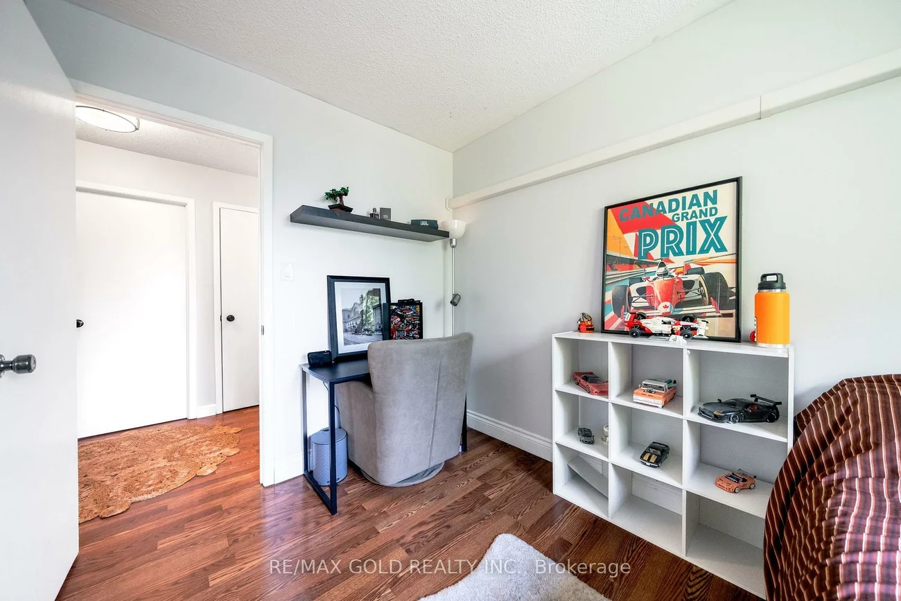 6540, Falconer, Streetsville, Mississauga