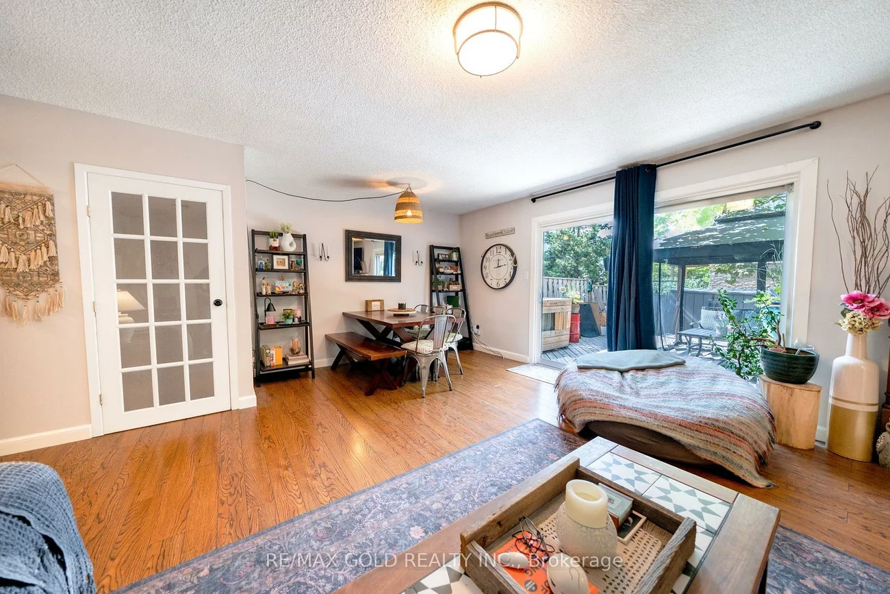 6540, Falconer, Streetsville, Mississauga