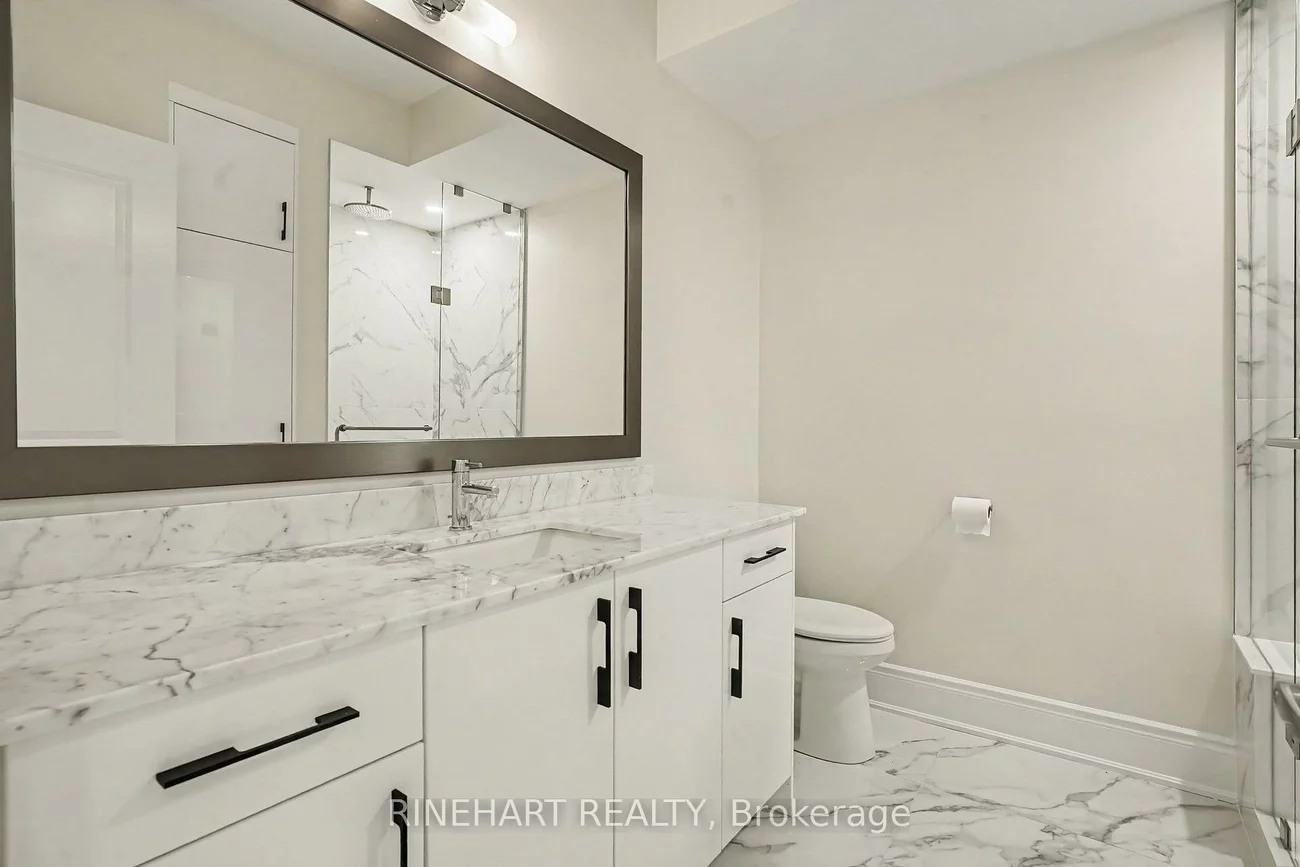 2082, Queensborough, Central Erin Mills, Mississauga