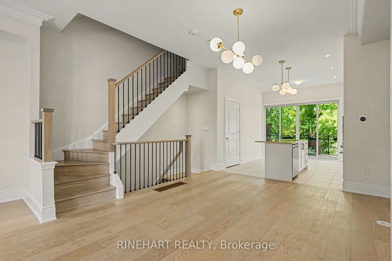 2082, Queensborough, Central Erin Mills, Mississauga