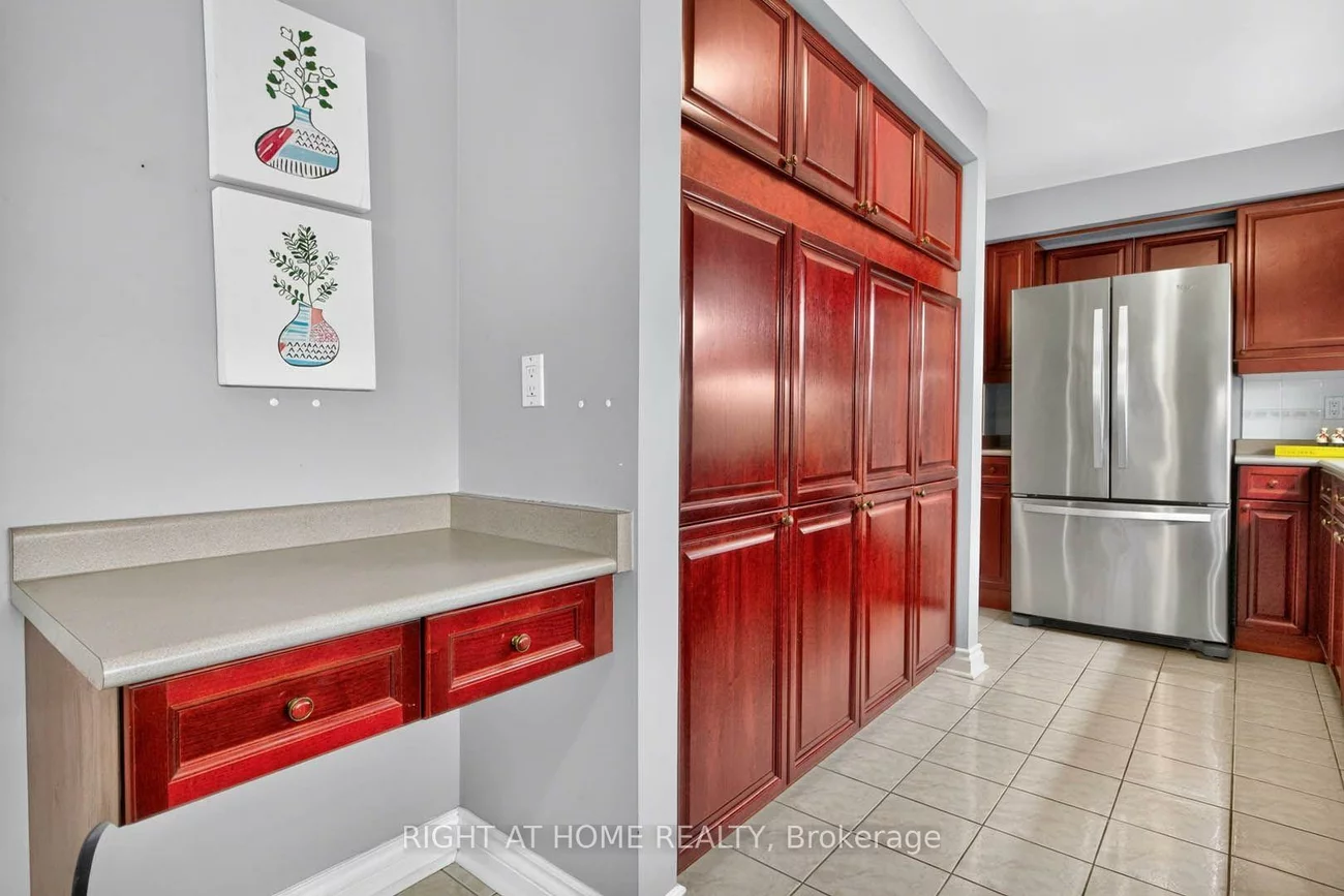 5480, Glen Erin, Central Erin Mills, Mississauga