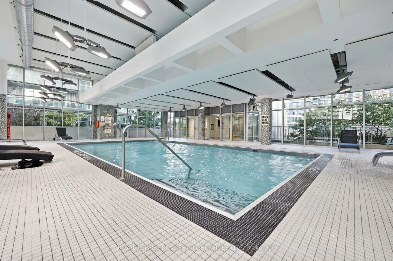 223, Webb, City Centre, Mississauga