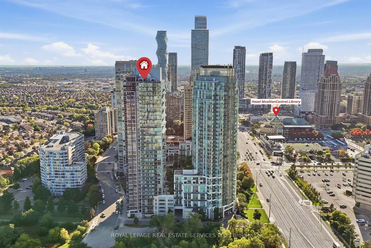 223, Webb, City Centre, Mississauga