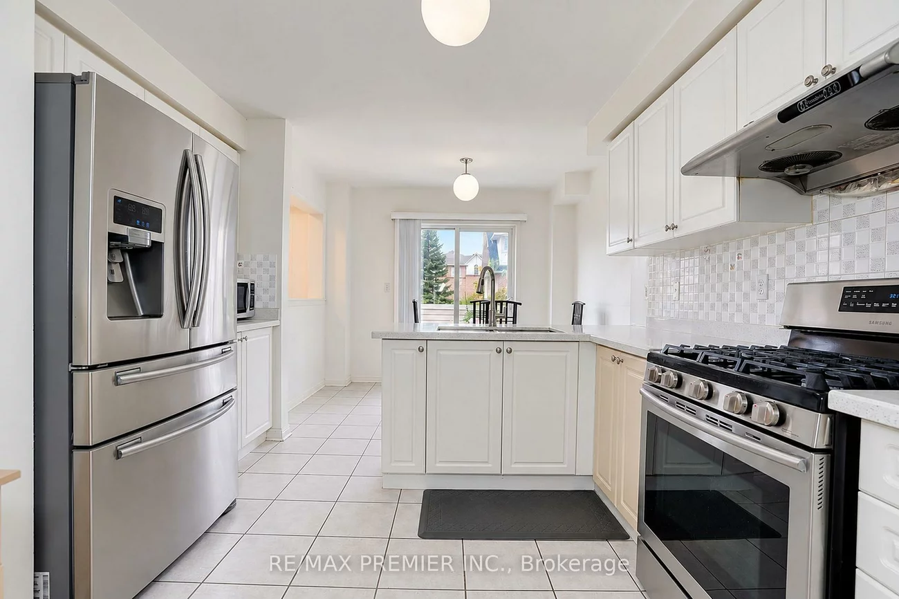 3030, Breakwater, Cooksville, Mississauga