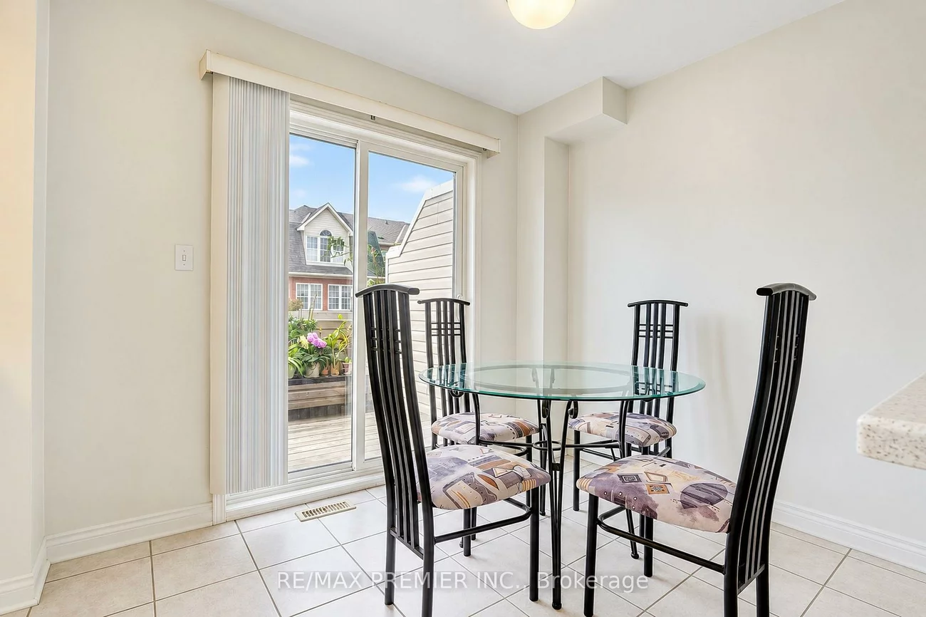 3030, Breakwater, Cooksville, Mississauga