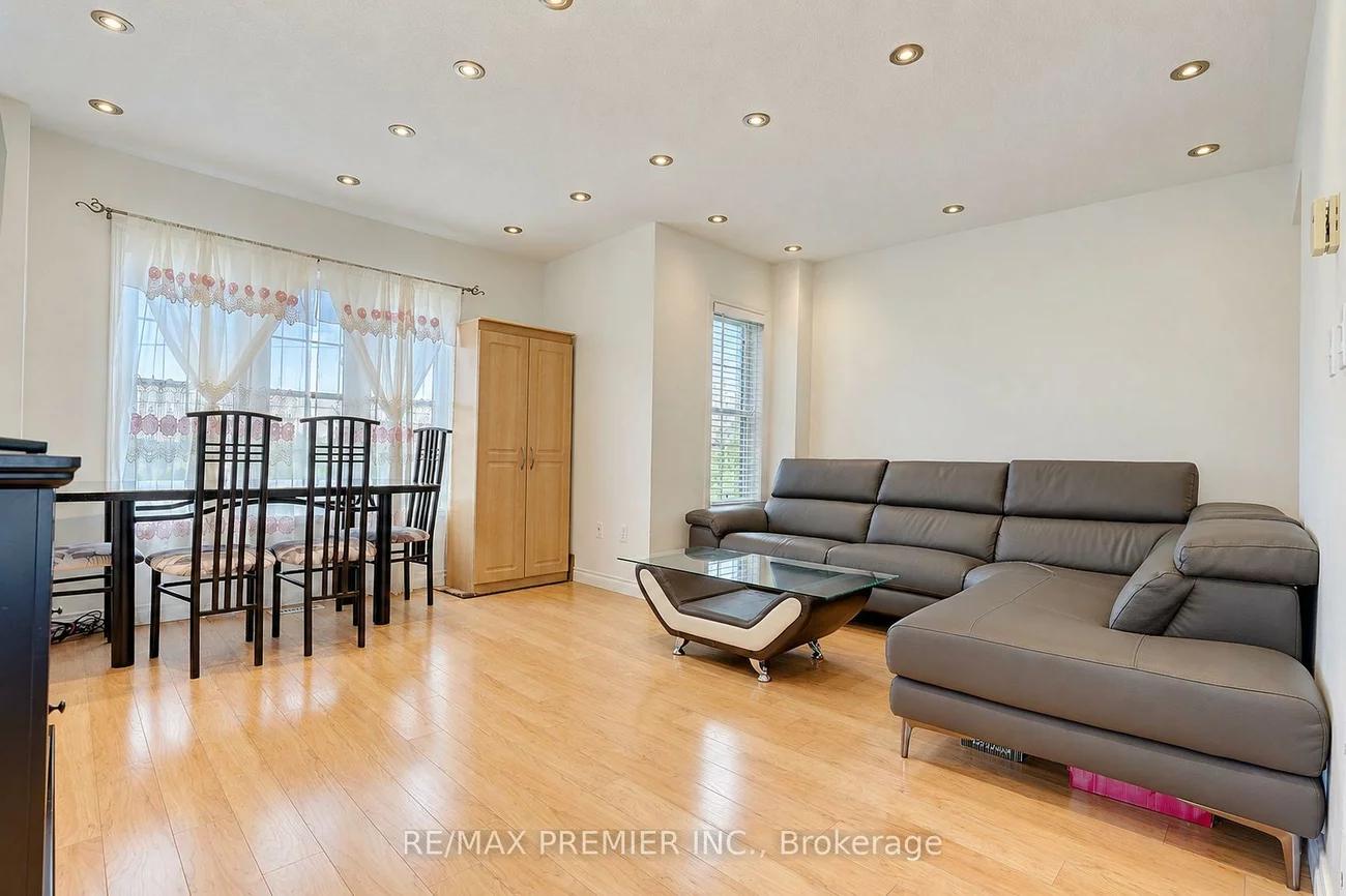 3030, Breakwater, Cooksville, Mississauga
