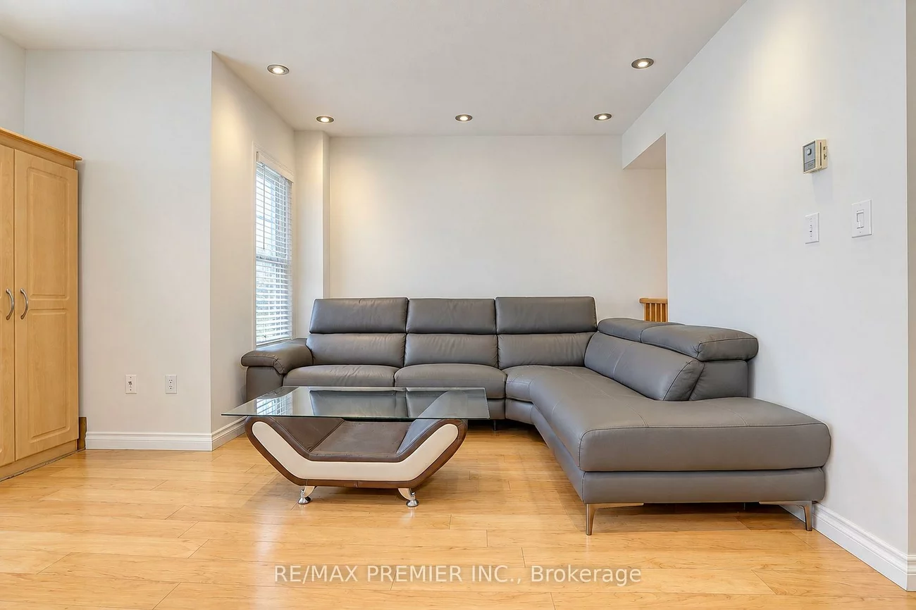 3030, Breakwater, Cooksville, Mississauga