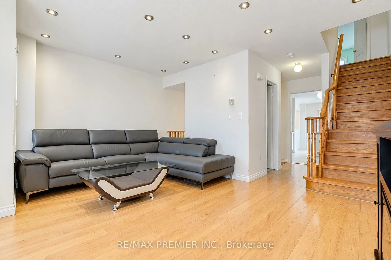 3030, Breakwater, Cooksville, Mississauga