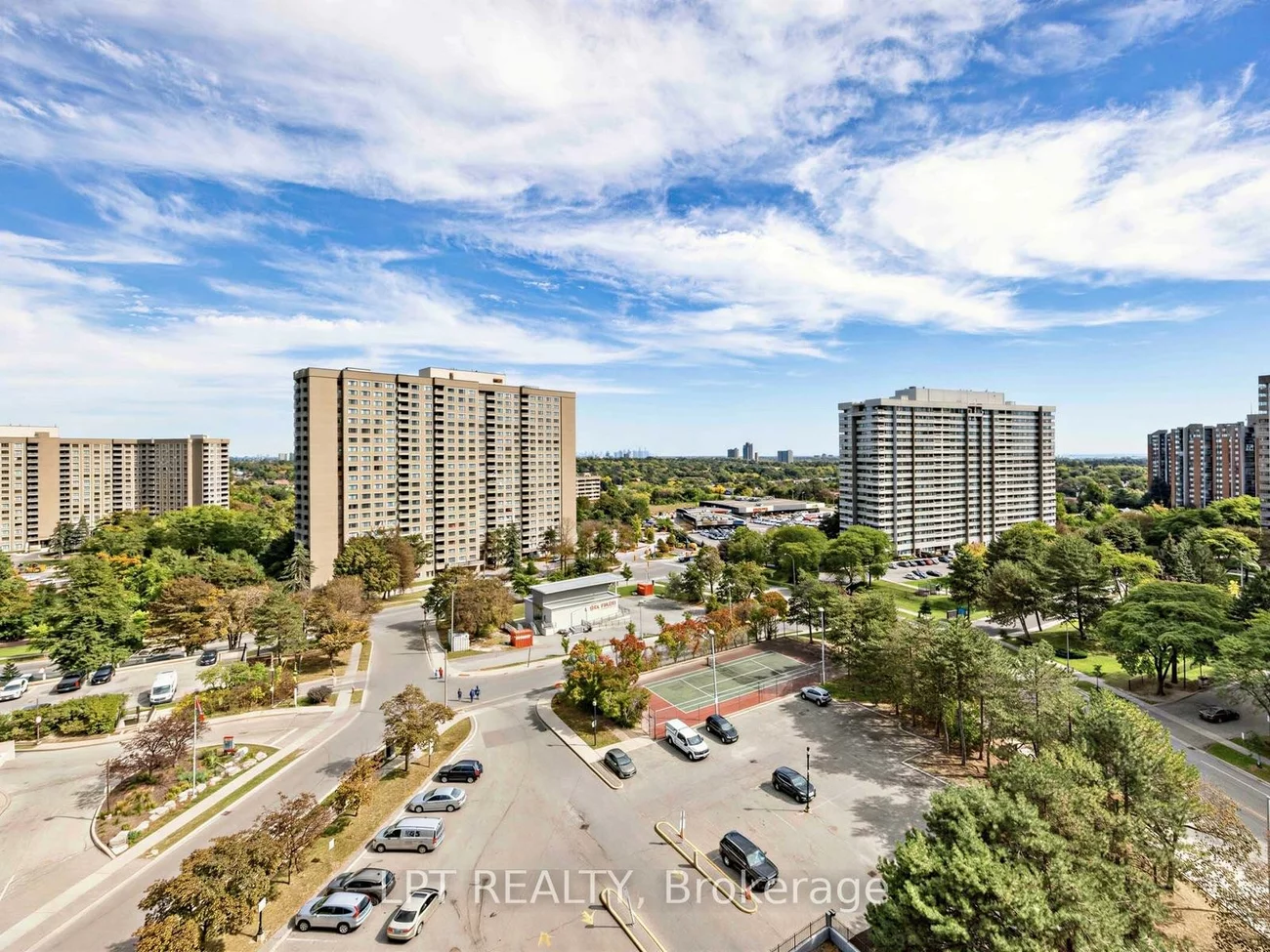 3590, Kaneff, Mississauga Valleys, Mississauga
