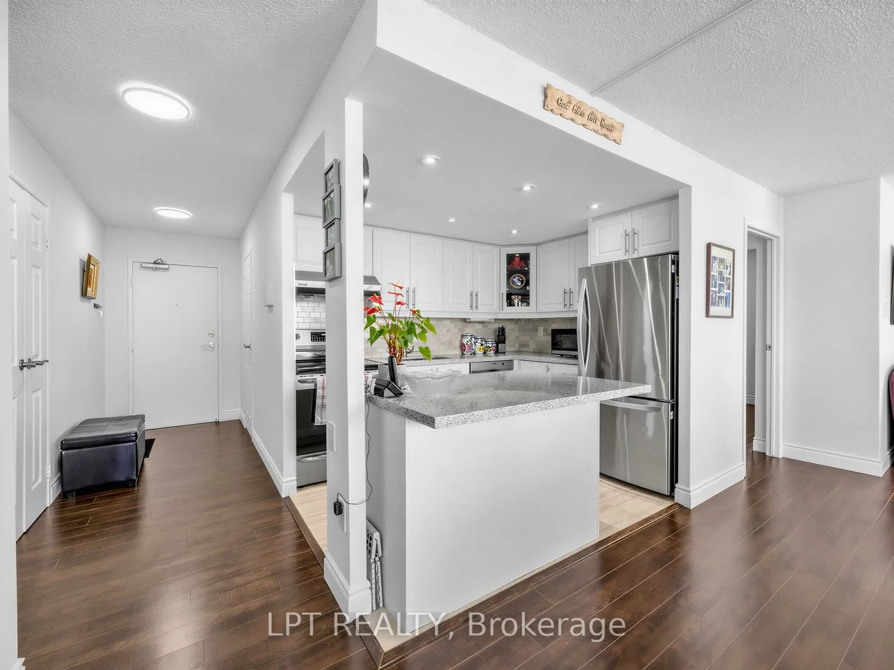 3590, Kaneff, Mississauga Valleys, Mississauga