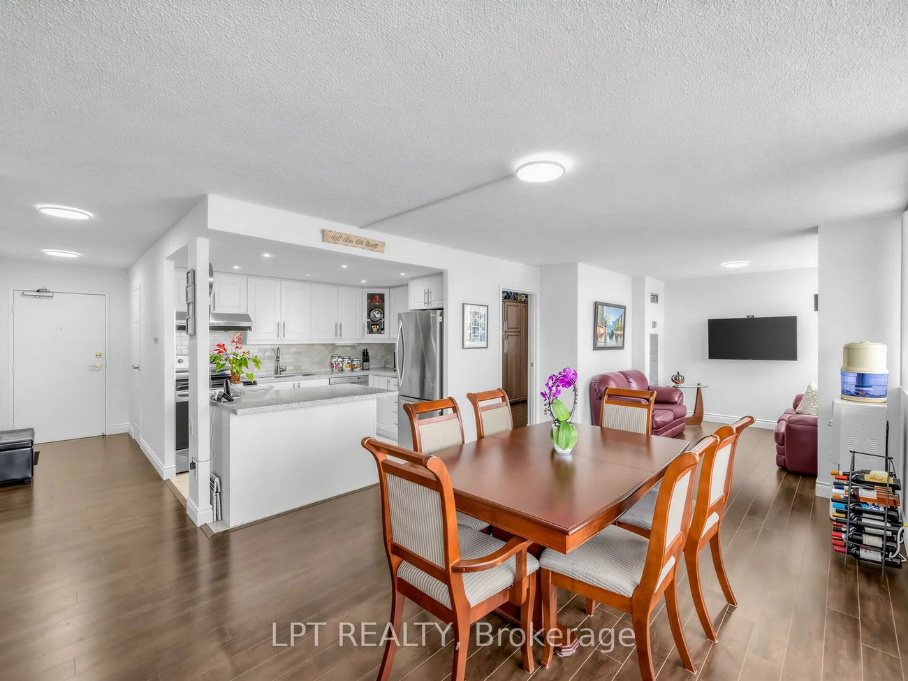 3590, Kaneff, Mississauga Valleys, Mississauga