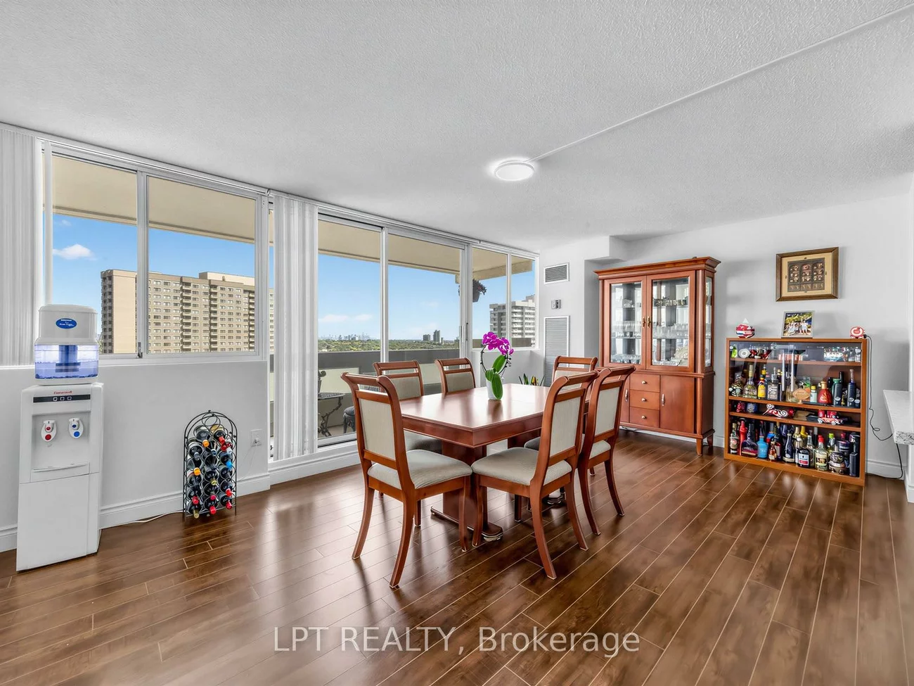 3590, Kaneff, Mississauga Valleys, Mississauga
