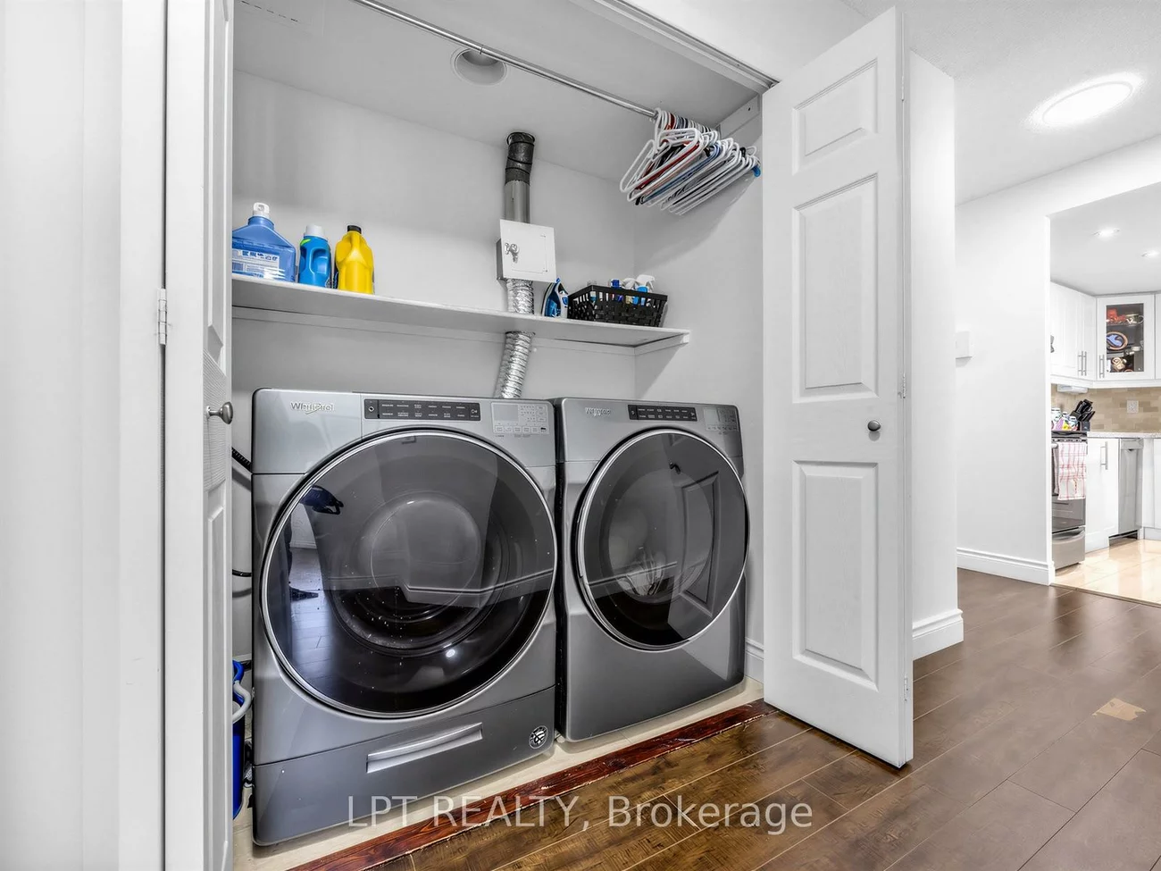 3590, Kaneff, Mississauga Valleys, Mississauga