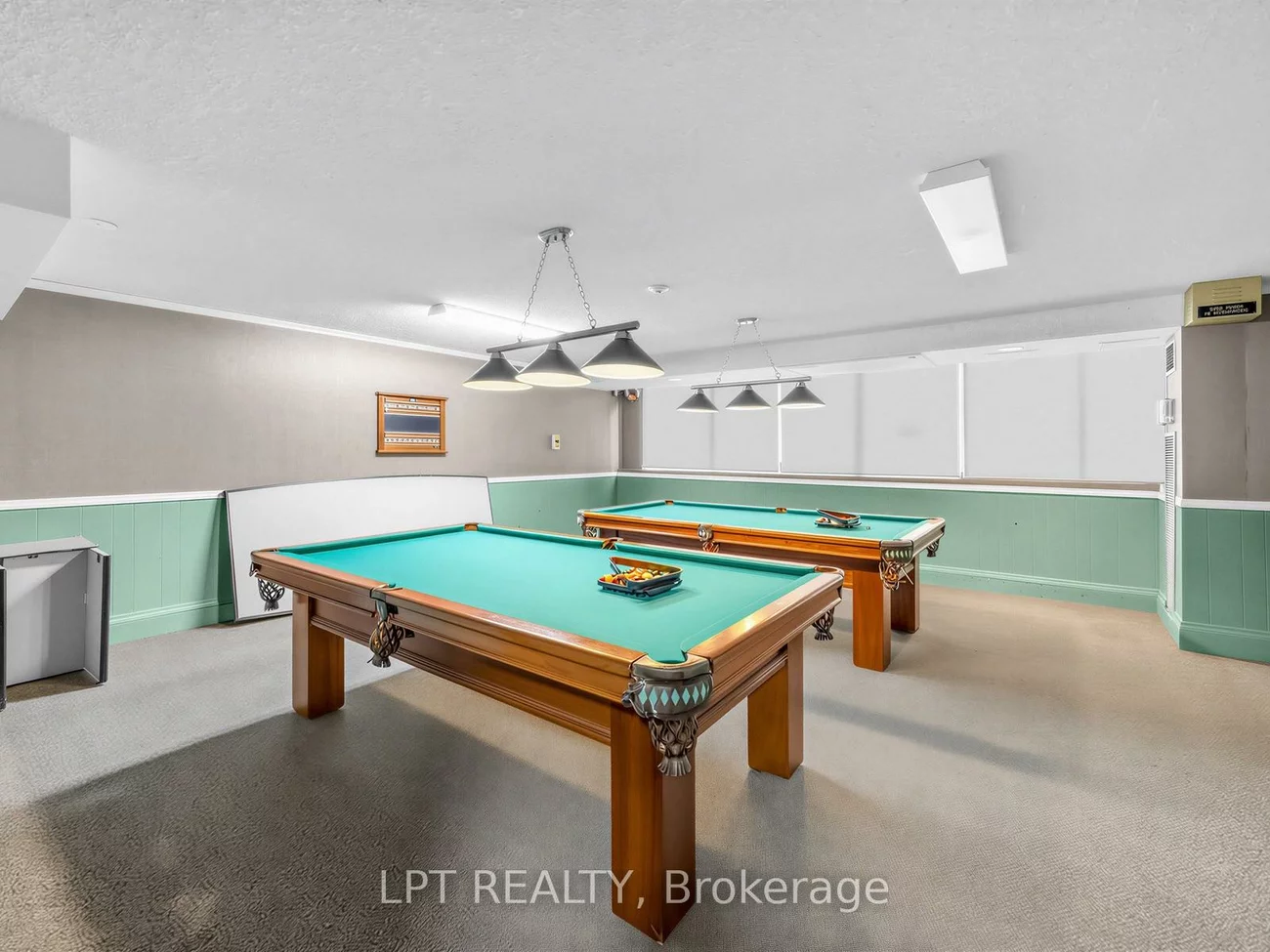 3590, Kaneff, Mississauga Valleys, Mississauga