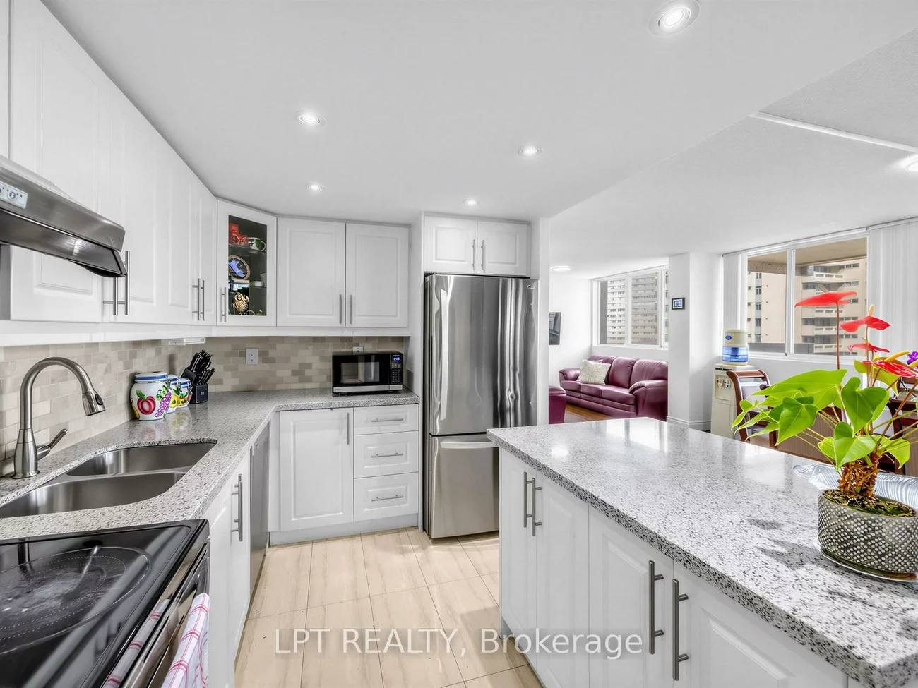 3590, Kaneff, Mississauga Valleys, Mississauga