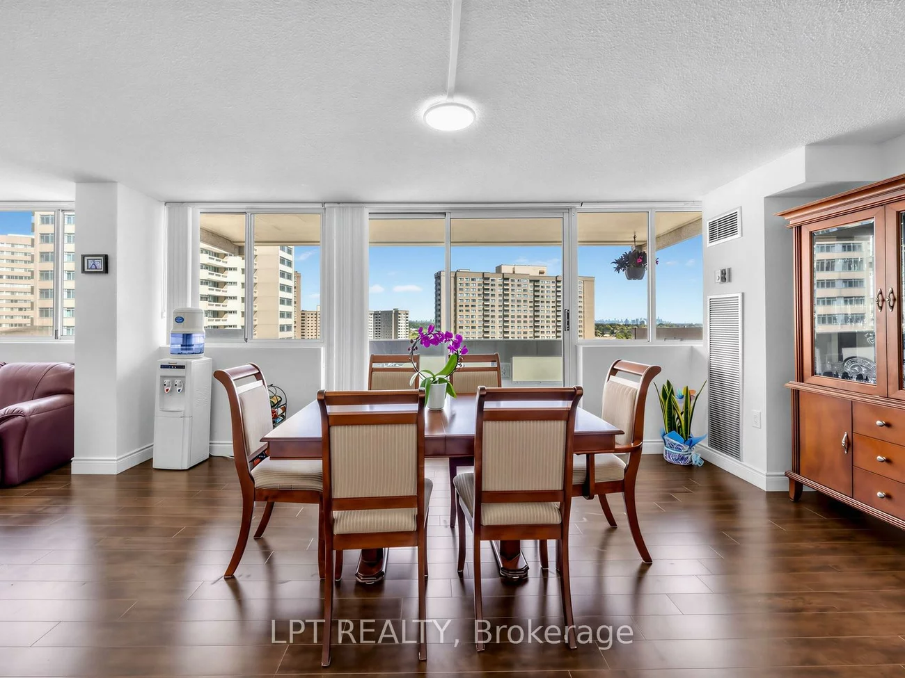3590, Kaneff, Mississauga Valleys, Mississauga