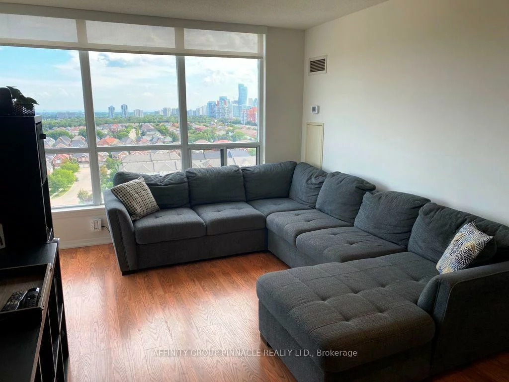 220, Forum, Hurontario, Mississauga