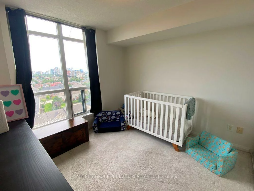 220, Forum, Hurontario, Mississauga