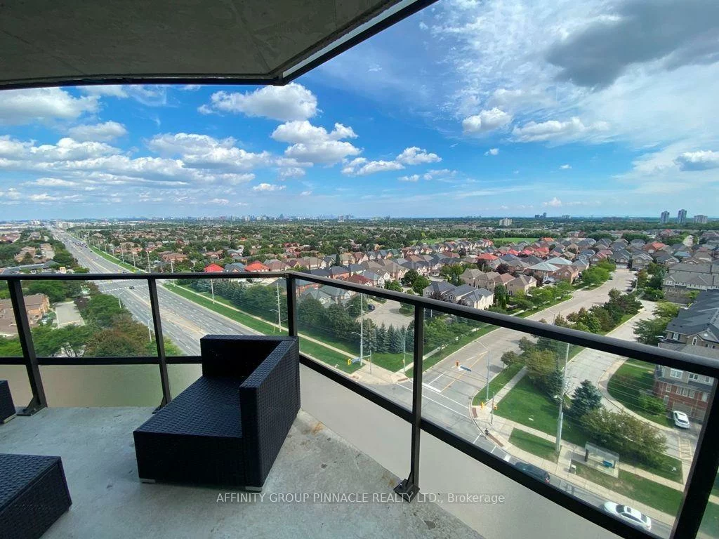 220, Forum, Hurontario, Mississauga