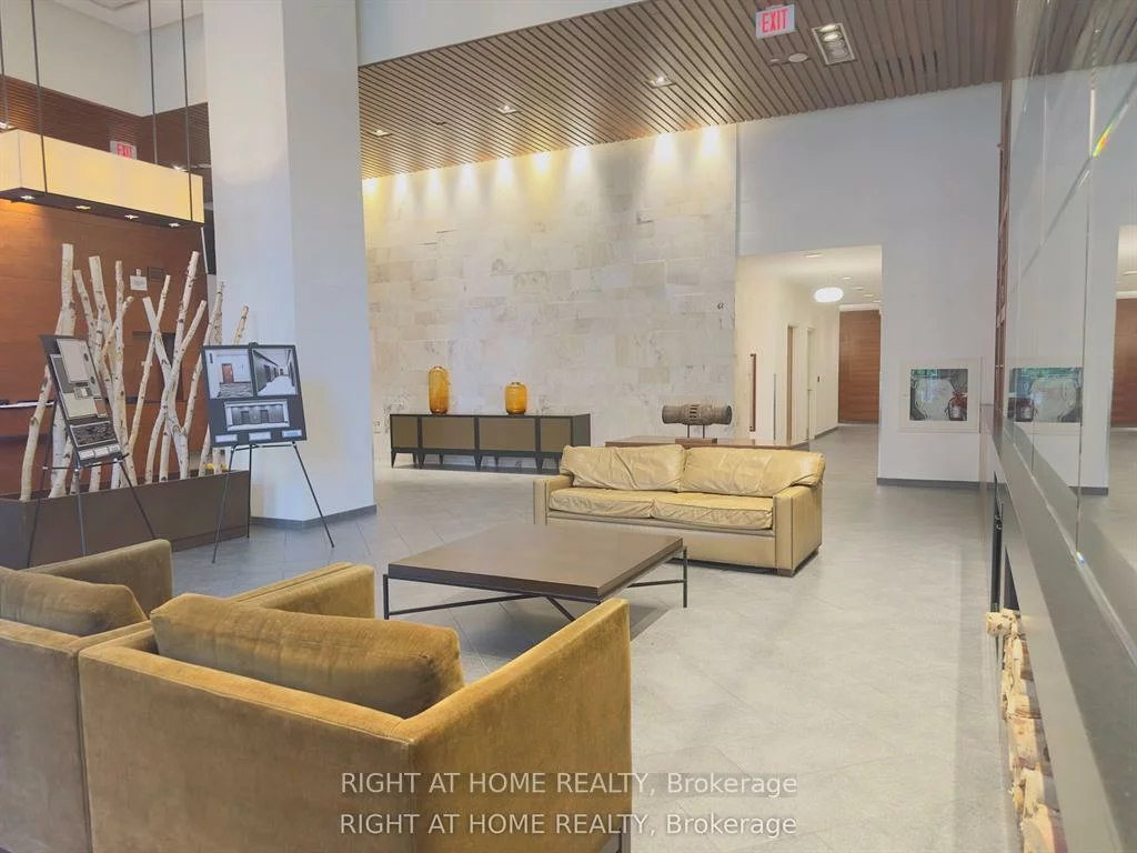 4090, Living Arts, City Centre, Mississauga