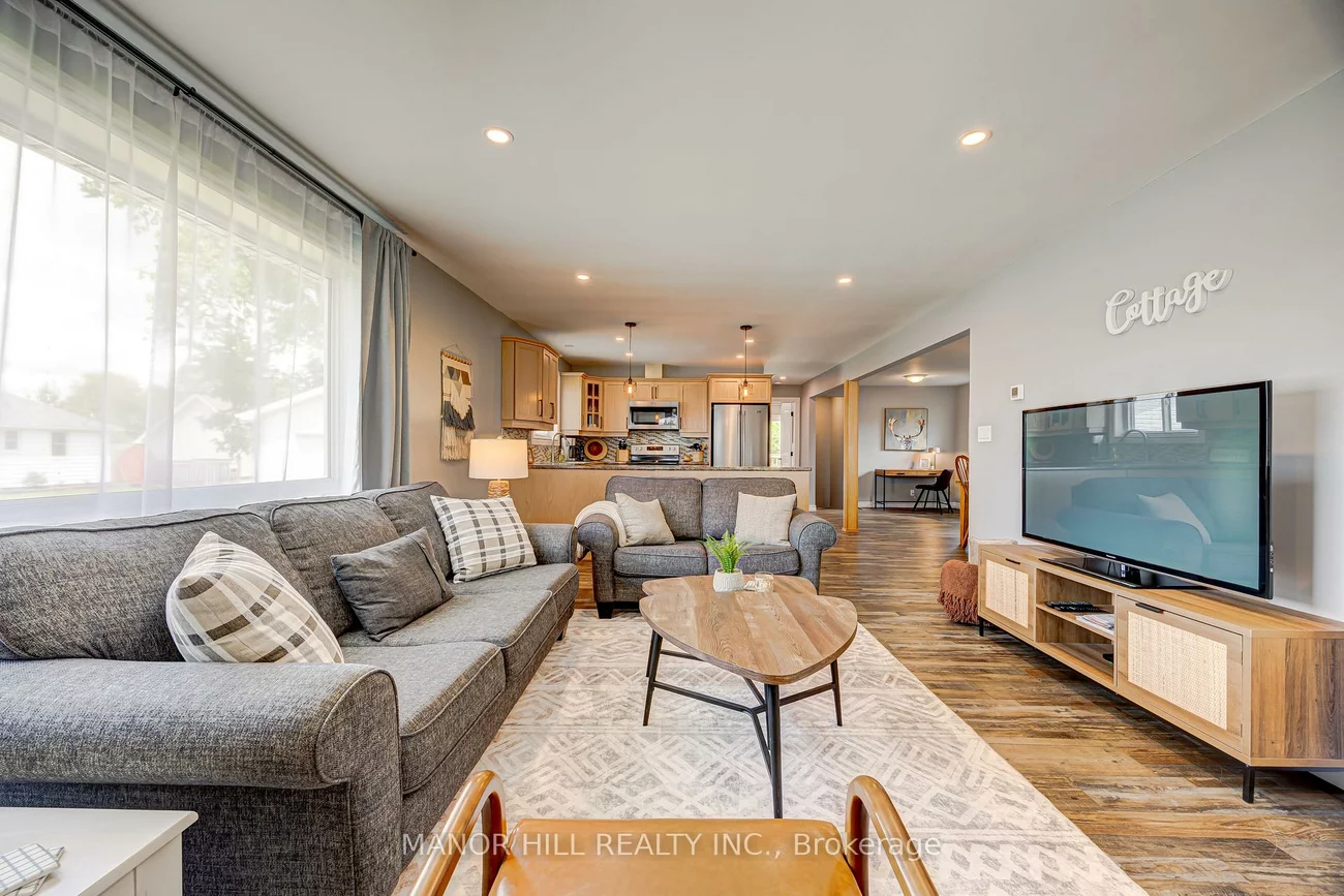 35, Kingsbridge Garden, Hurontario, Mississauga