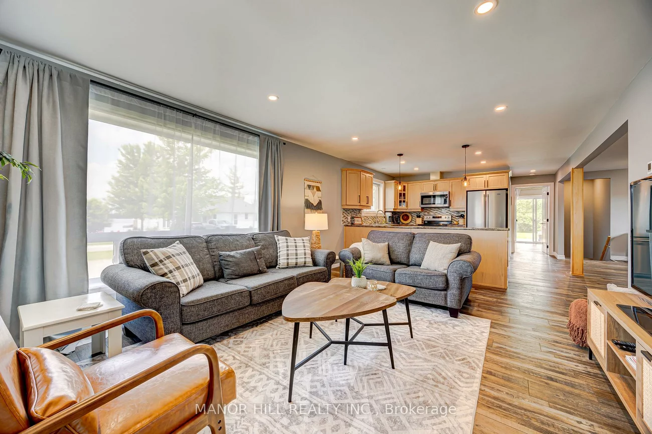 35, Kingsbridge Garden, Hurontario, Mississauga