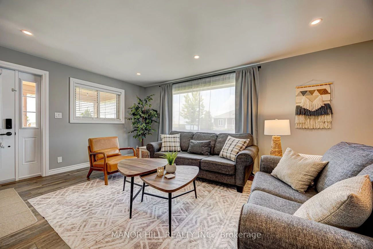 35, Kingsbridge Garden, Hurontario, Mississauga