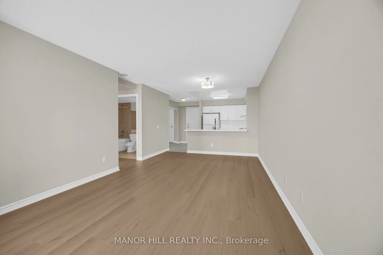 35, Kingsbridge Garden, Hurontario, Mississauga