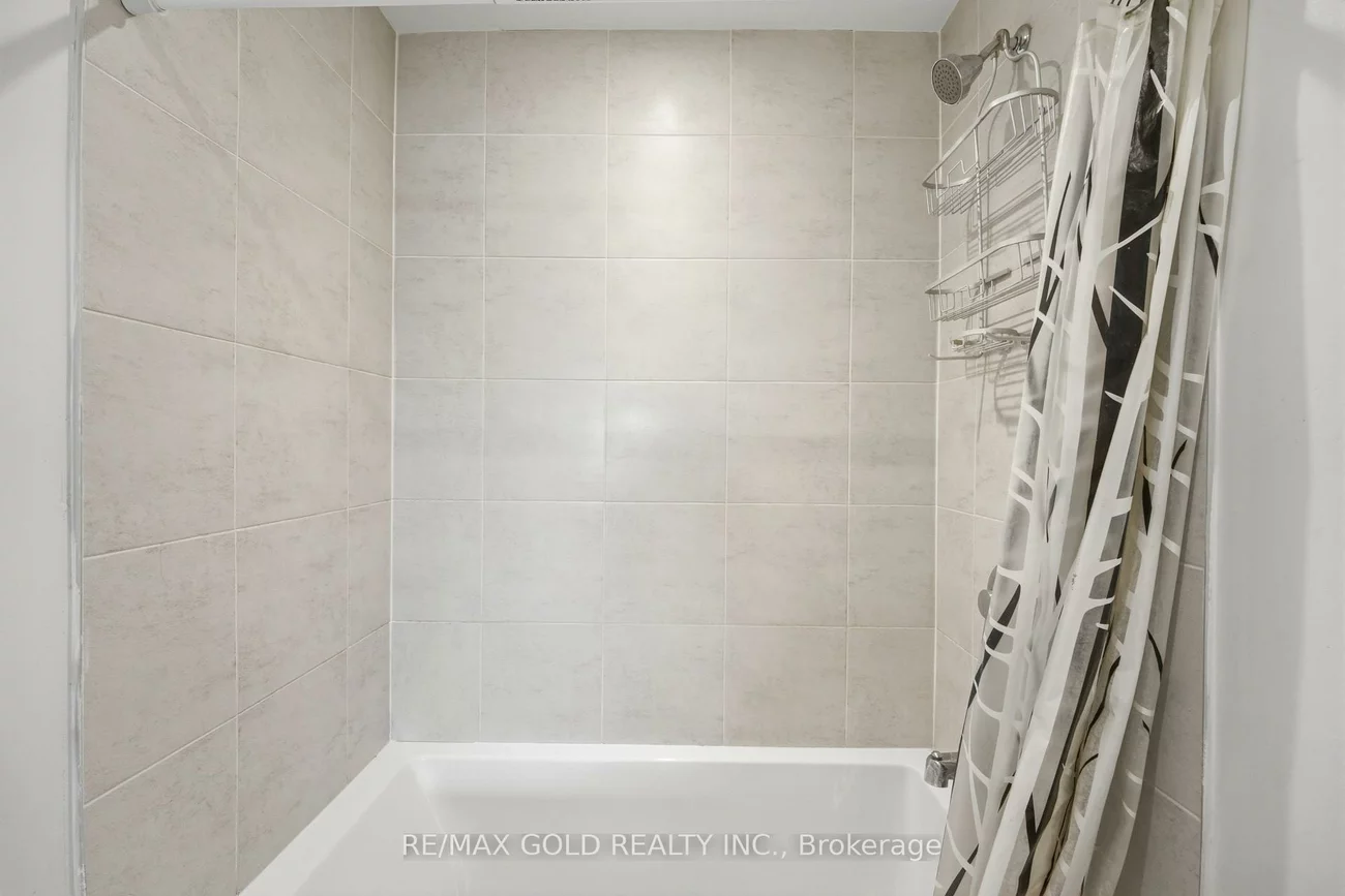 5025, Harvard, Churchill Meadows, Mississauga