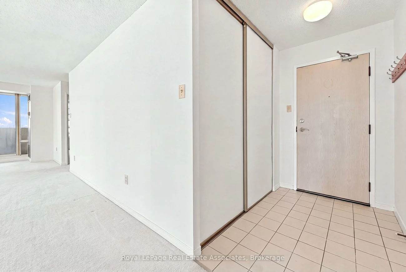 350, Rathburn, Creditview, Mississauga