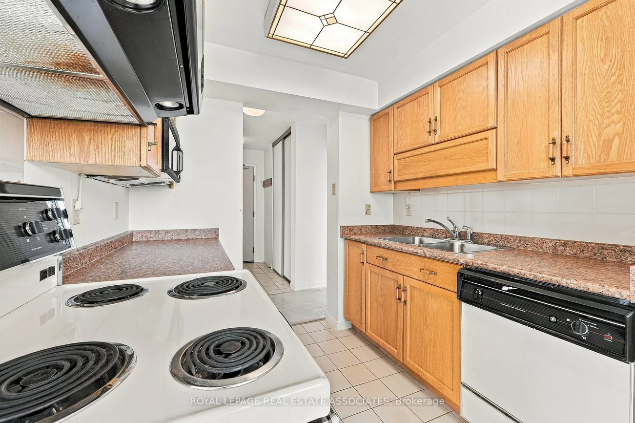 350, Rathburn, Creditview, Mississauga