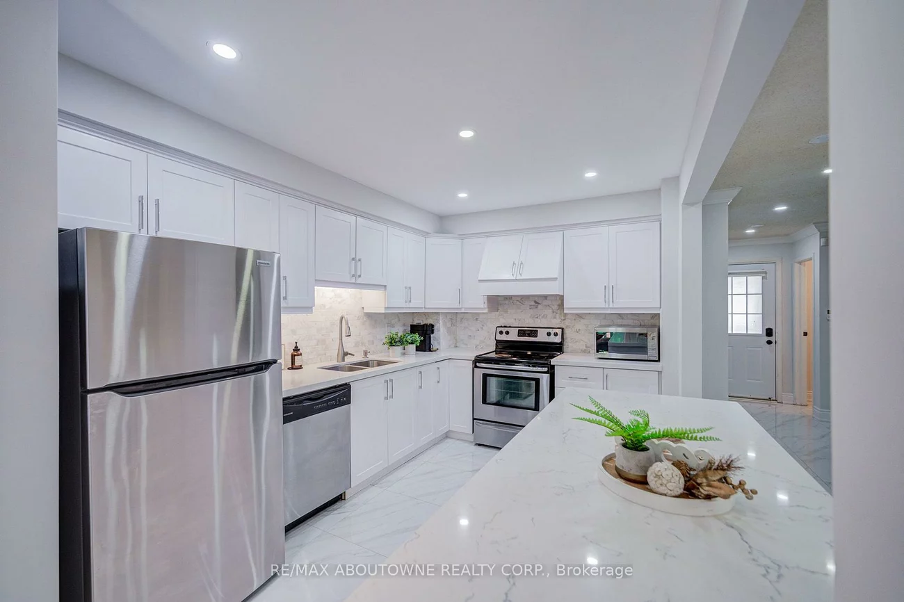 2766, Folkway, Erin Mills, Mississauga