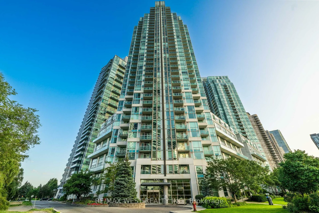 220, Burnhamthorpe, City Centre, Mississauga