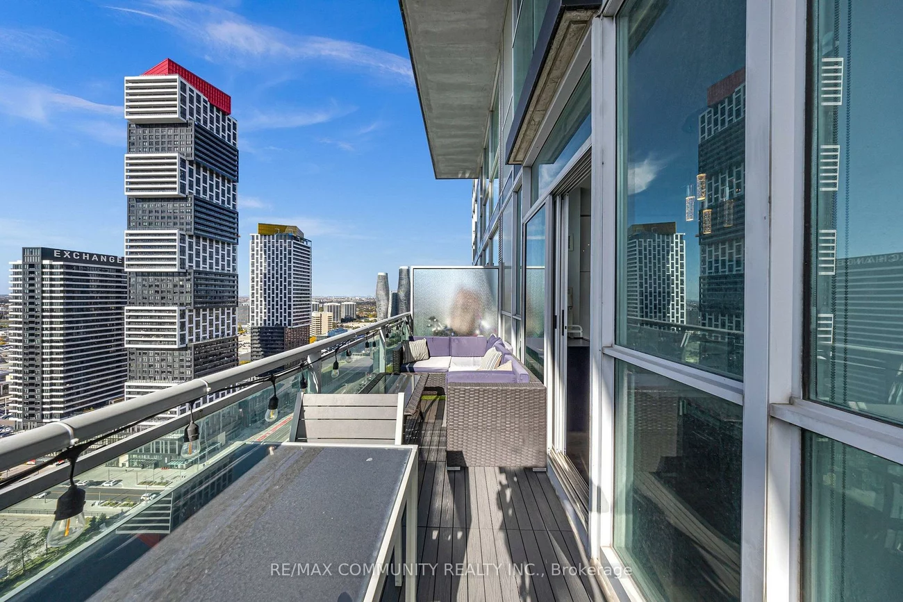 223, Webb, City Centre, Mississauga
