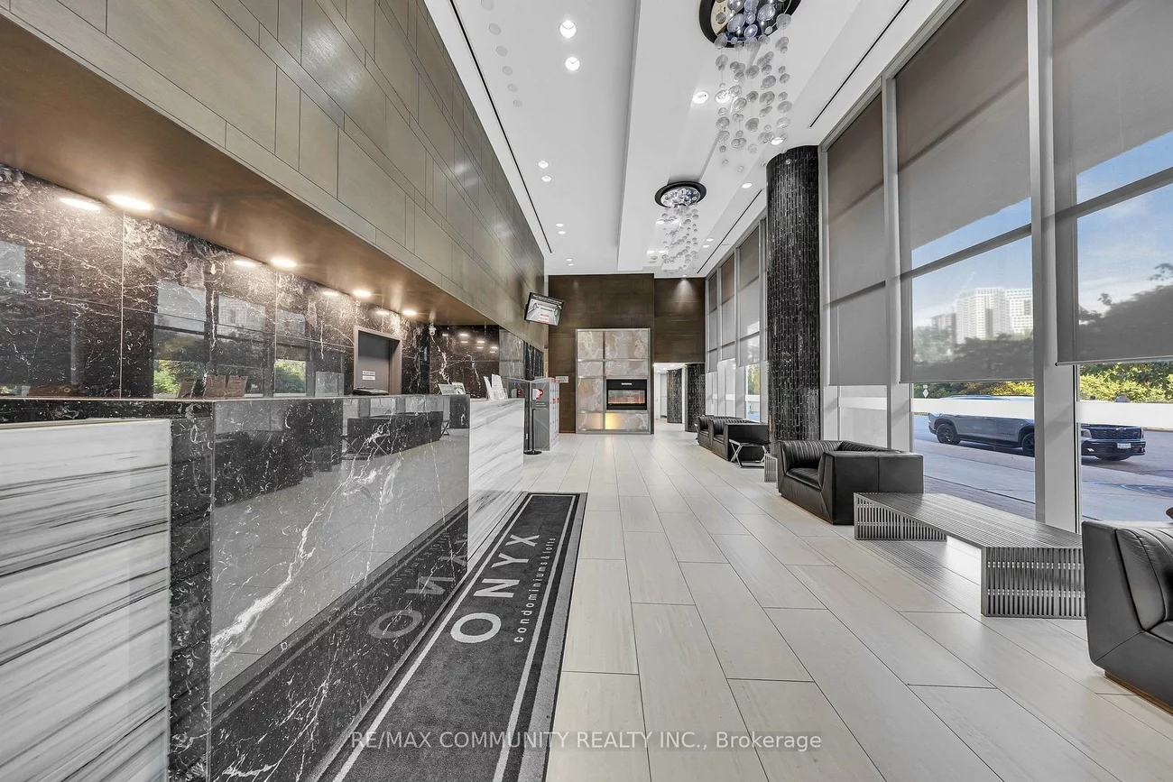 223, Webb, City Centre, Mississauga